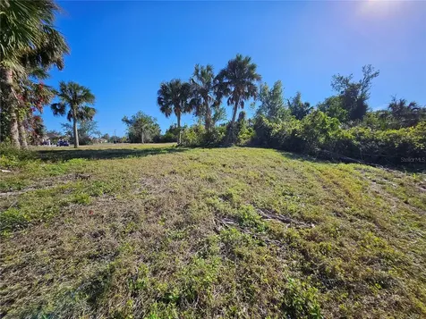 20 Clubhouse Court Rotonda West FL 33947