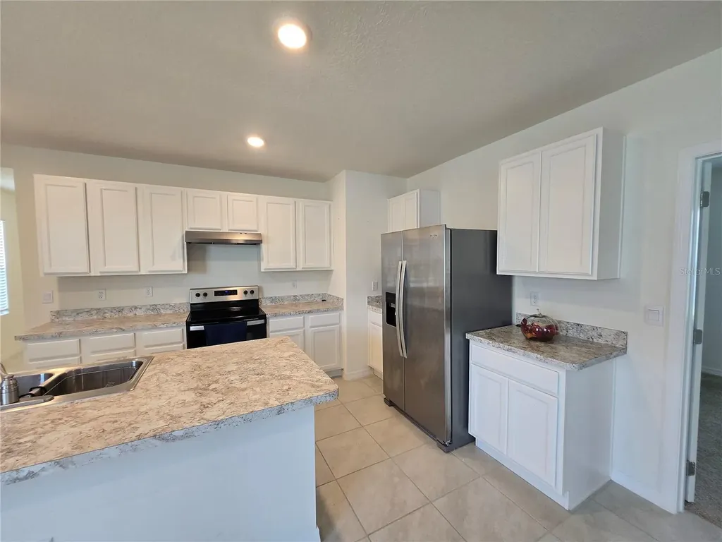 1657 Rosydale Circle Davenport FL 33837