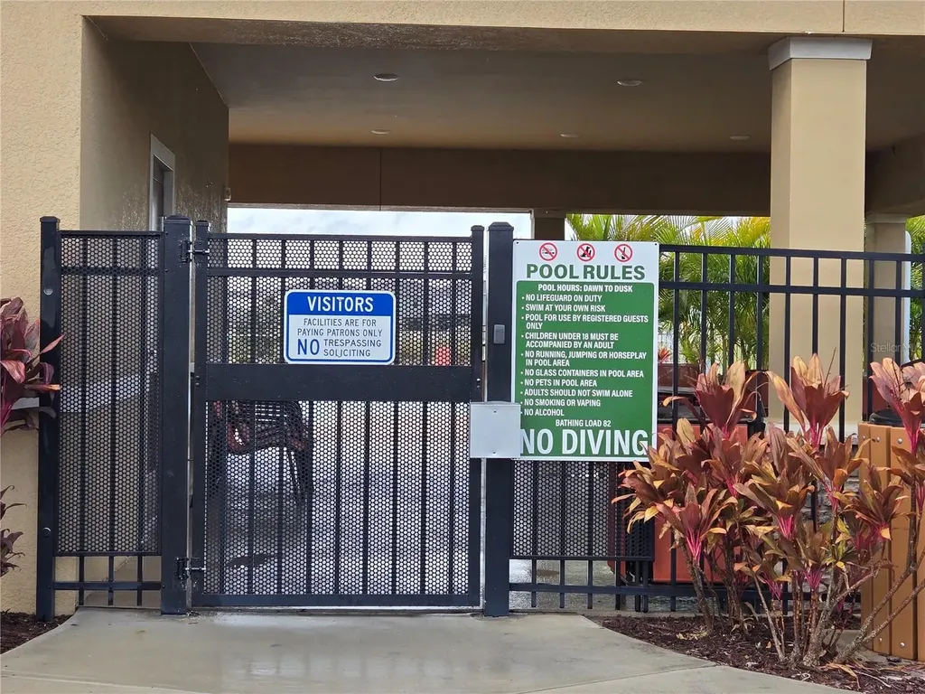 1657 Rosydale Circle Davenport FL 33837