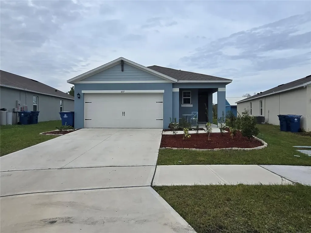 1657 Rosydale Circle Davenport FL 33837