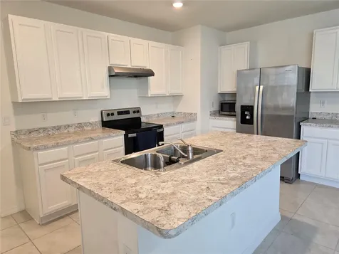 1657 Rosydale Circle Davenport FL 33837