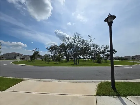 1657 Rosydale Circle Davenport FL 33837