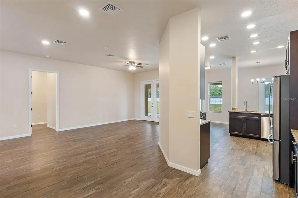 1943 Sipes Avenue Sanford FL 32771