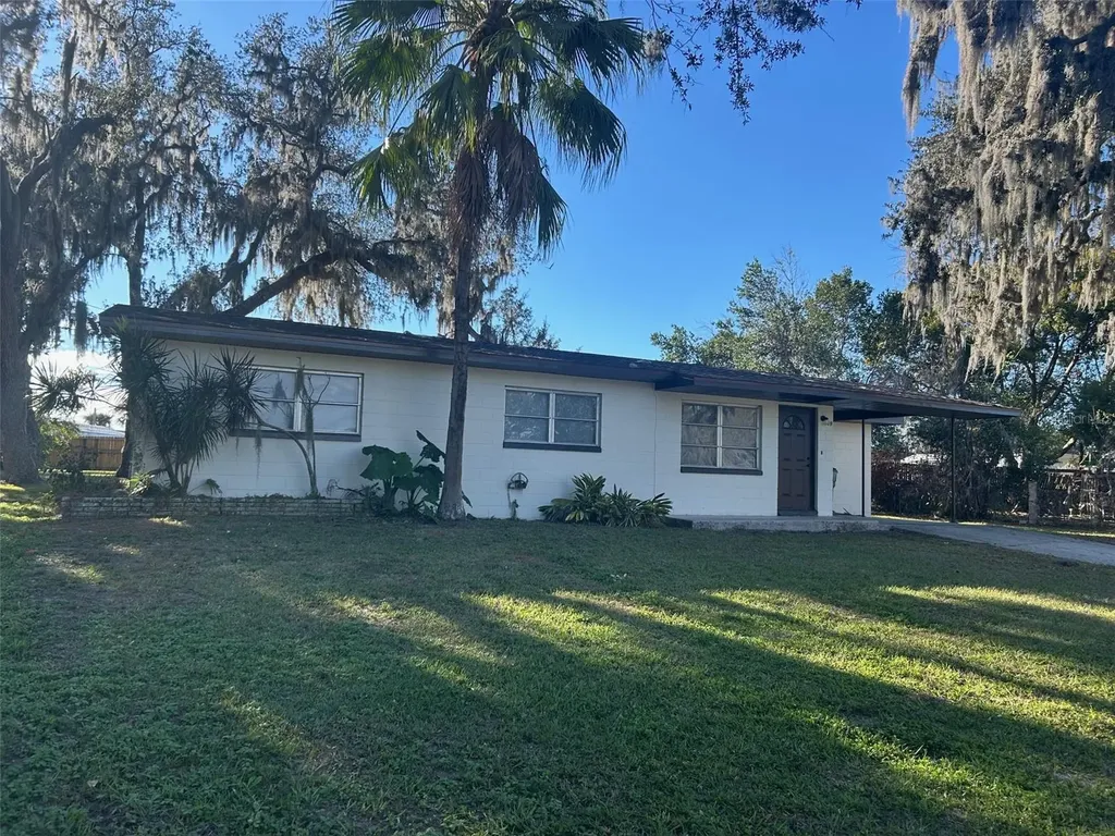 609 Scenic Street Leesburg FL 34748