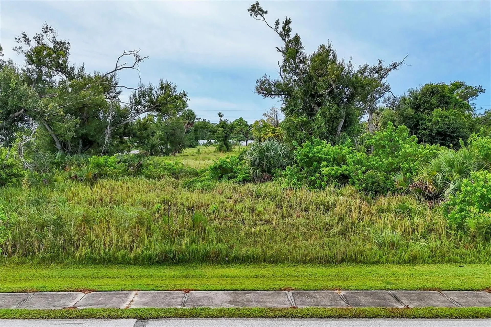 3285 S Access Road Englewood FL 34224