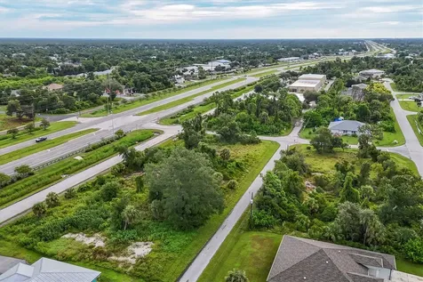 3285 S Access Road Englewood FL 34224