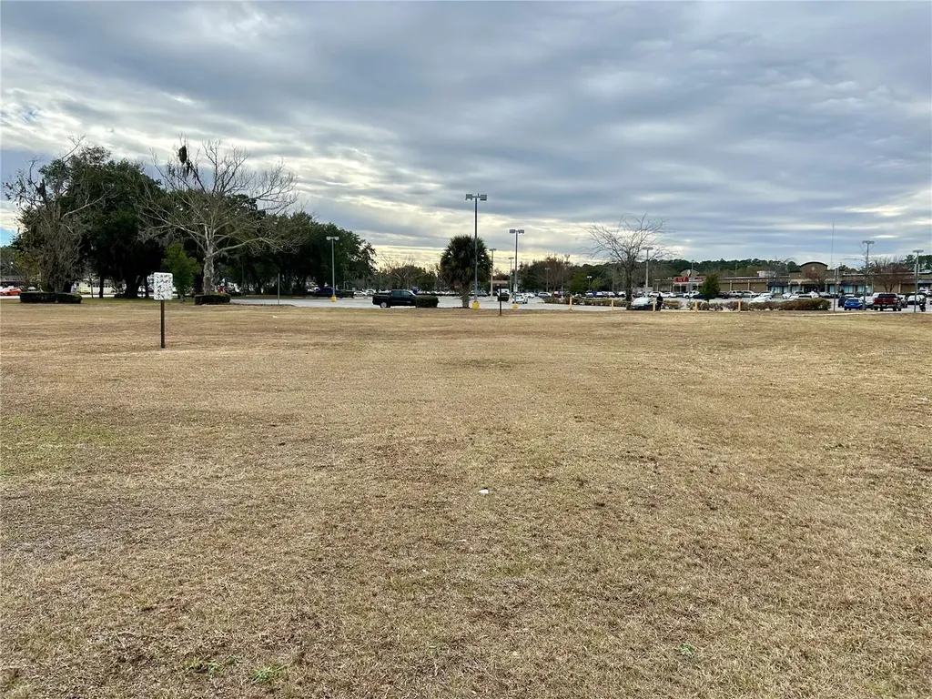 2550 N Main Street Gainesville FL 32609