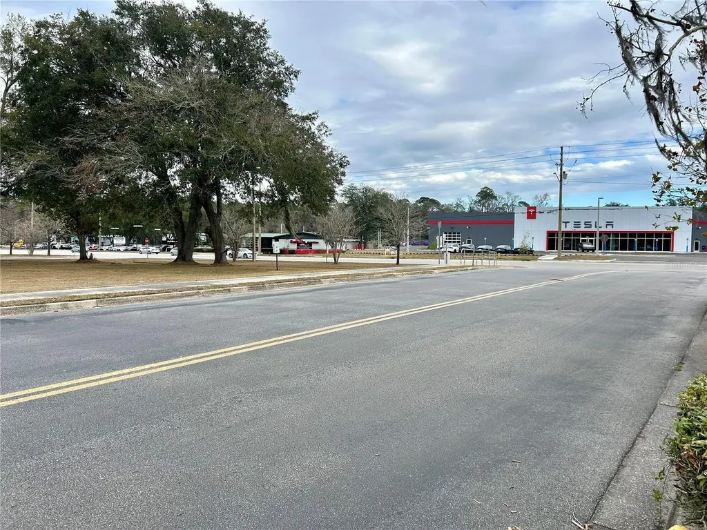 2550 N Main Street Gainesville FL 32609