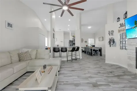 752 Americana Court Kissimmee FL 34758