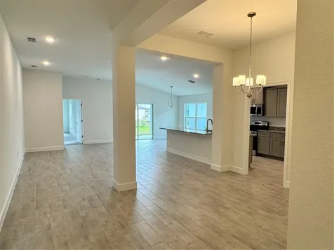 2676 Averland Loop North Port FL 34287