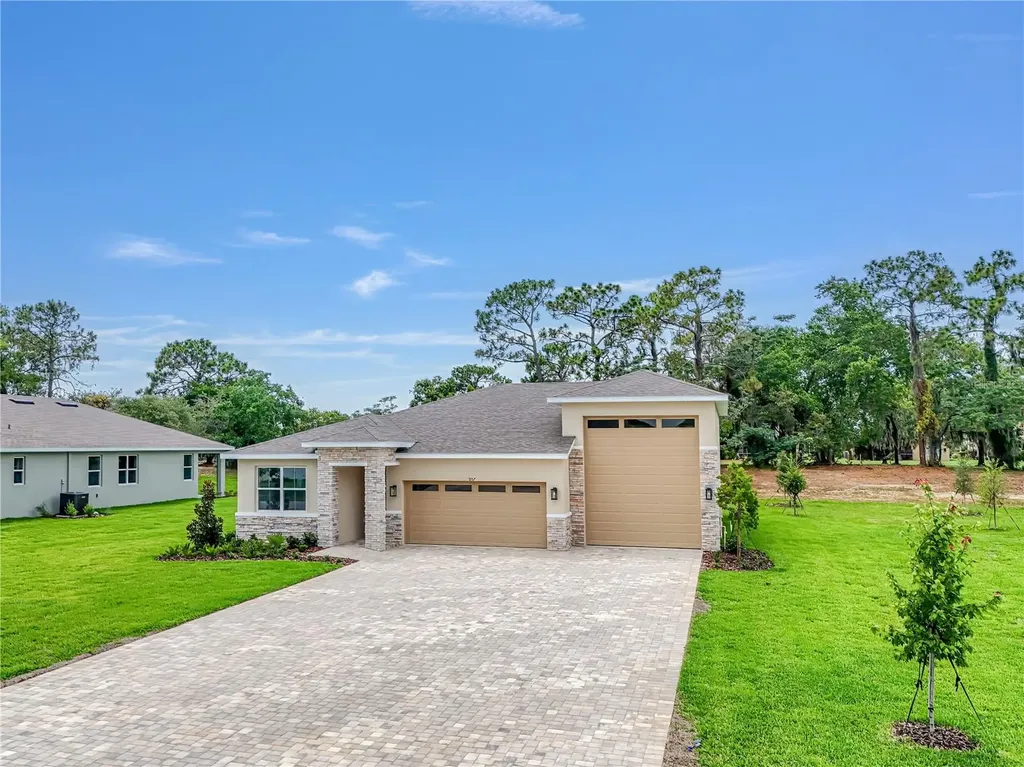 9157 Players Drive Weeki Wachee FL 34613