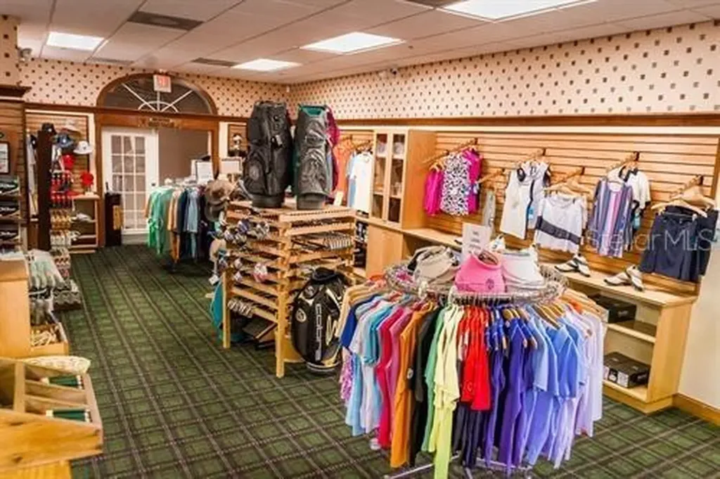 9093 Players Drive Weeki Wachee FL 34613