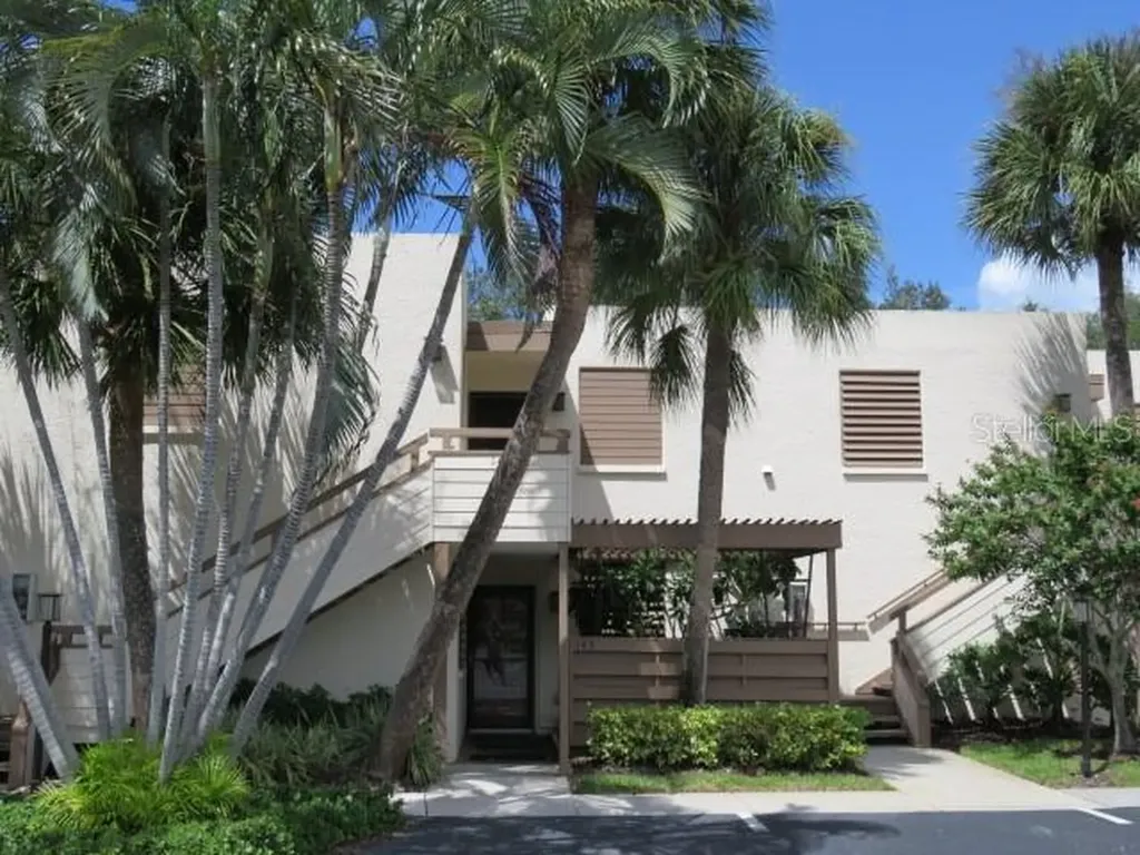 142 Pineneedle Drive Bradenton FL 34210