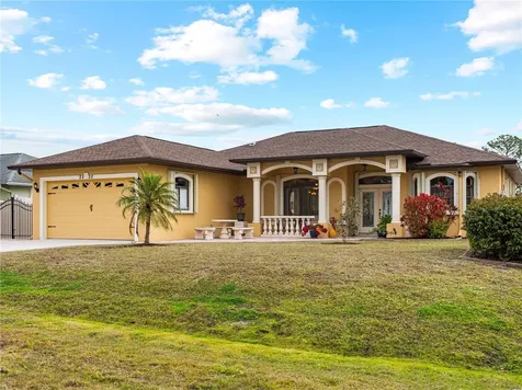 2520 S Salford Boulevard North Port FL 34287