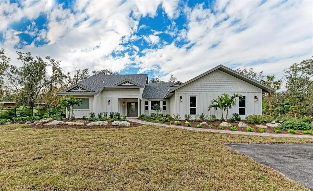 3514 62nd Street E Bradenton FL 34208