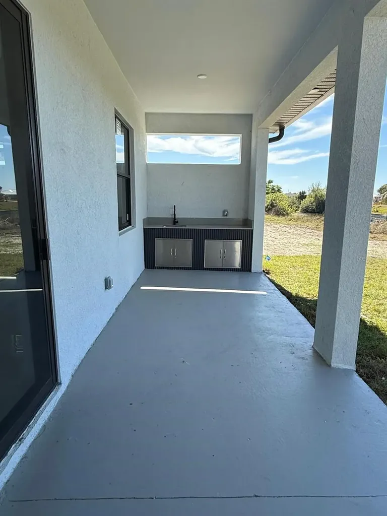 1320 NE 14th Avenue Cape Coral FL 33909