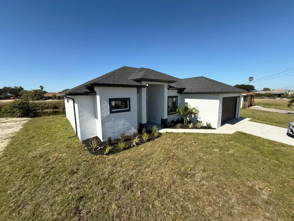 1320 NE 14th Avenue Cape Coral FL 33909