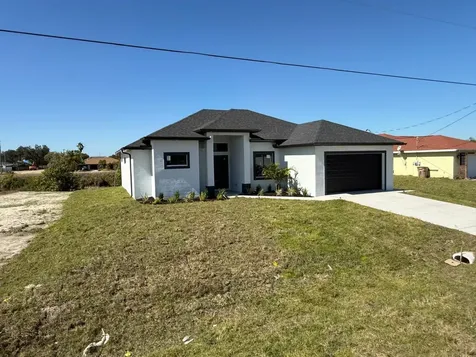 1320 NE 14th Avenue Cape Coral FL 33909