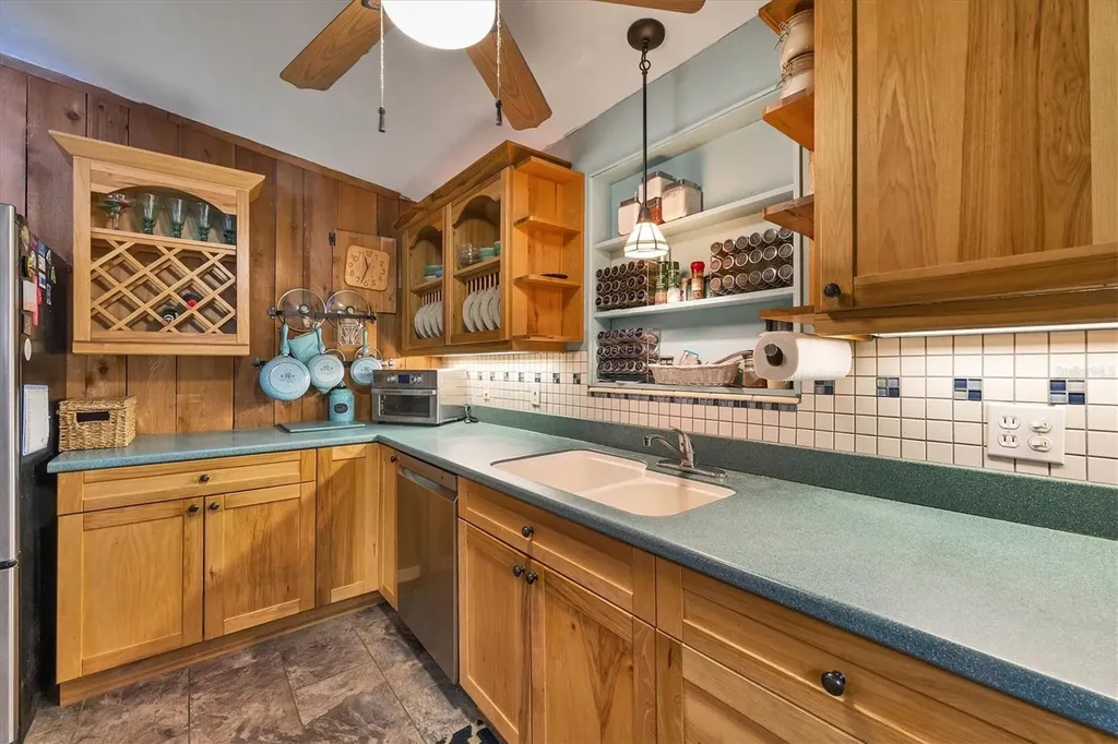217 46th Street W Bradenton FL 34209