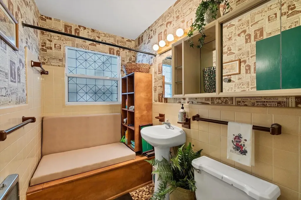 217 46th Street W Bradenton FL 34209