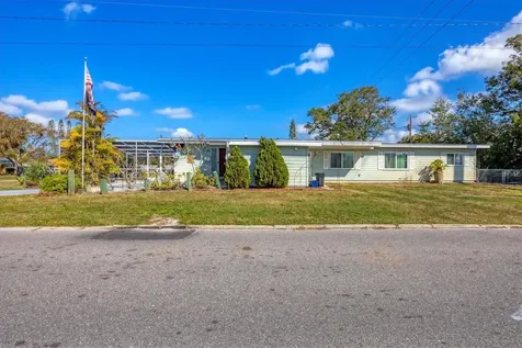 217 46TH Street W Bradenton FL 34209