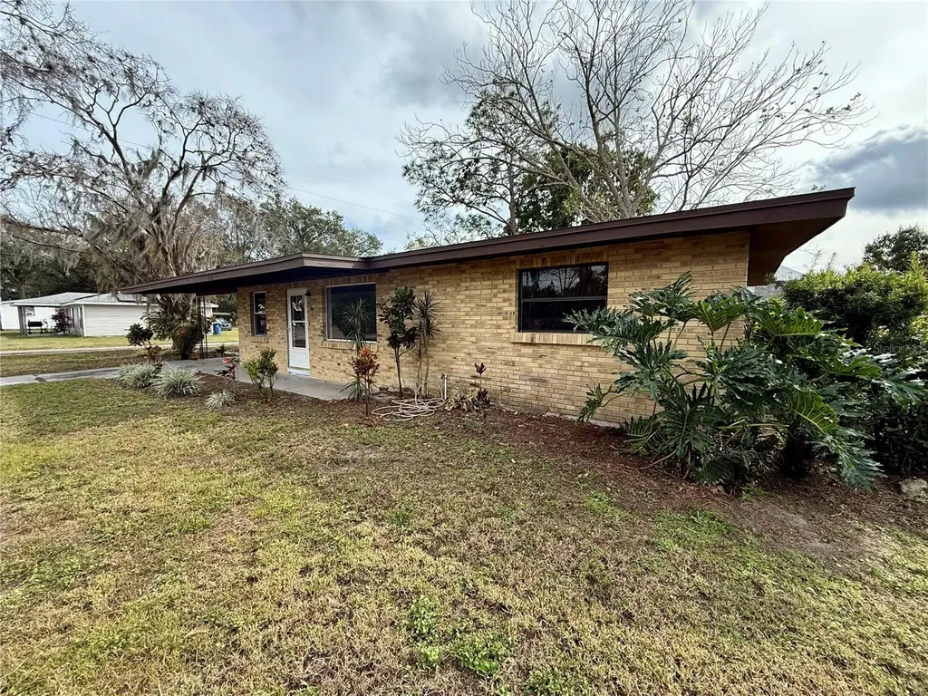 122 8th Street SE Fort Meade FL 33841