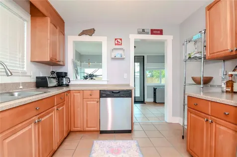 310 W Hilda Street Tampa FL 33603