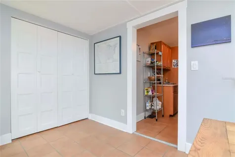 310 W Hilda Street Tampa FL 33603