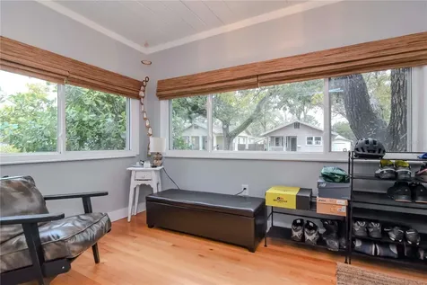 310 W Hilda Street Tampa FL 33603