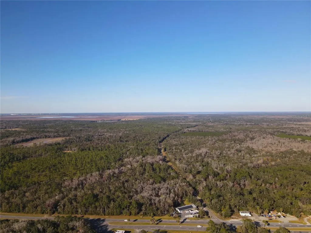 102 NE Highway 441 Micanopy FL 32667