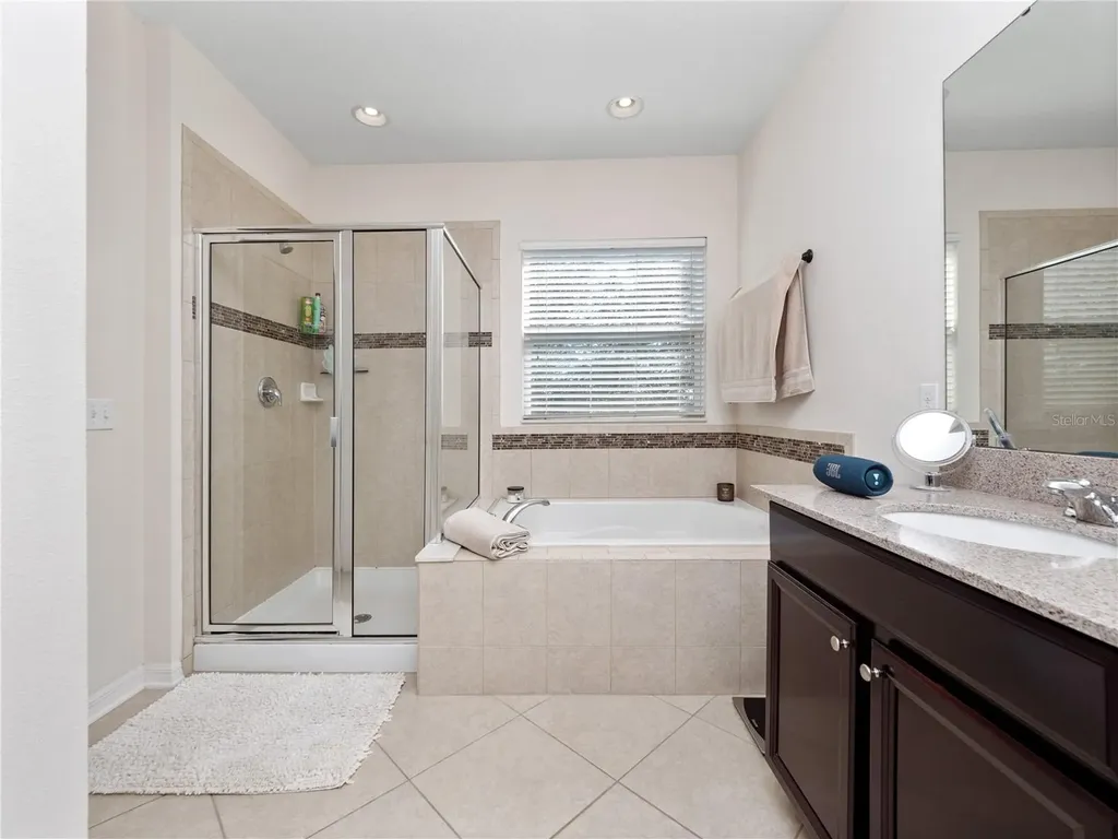 9218 Shepton Street Orlando FL 32825