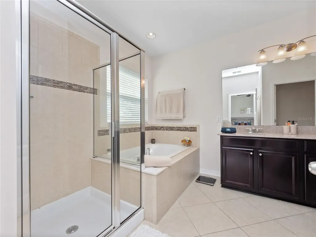 9218 Shepton Street Orlando FL 32825
