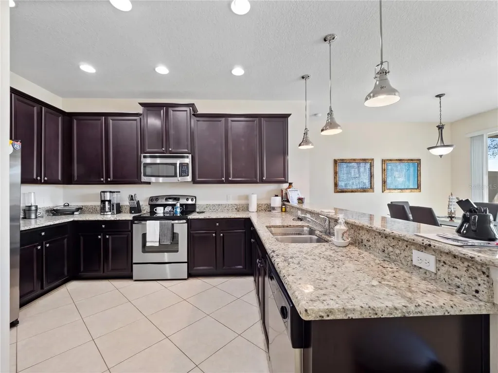 9218 Shepton Street Orlando FL 32825
