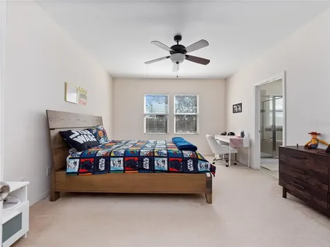 9218 Shepton Street Orlando FL 32825