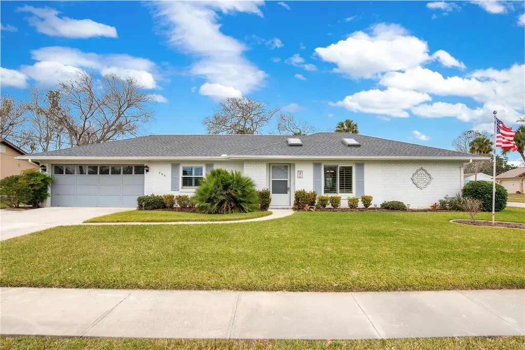 794 Scrub Oak Street South Daytona FL 32119