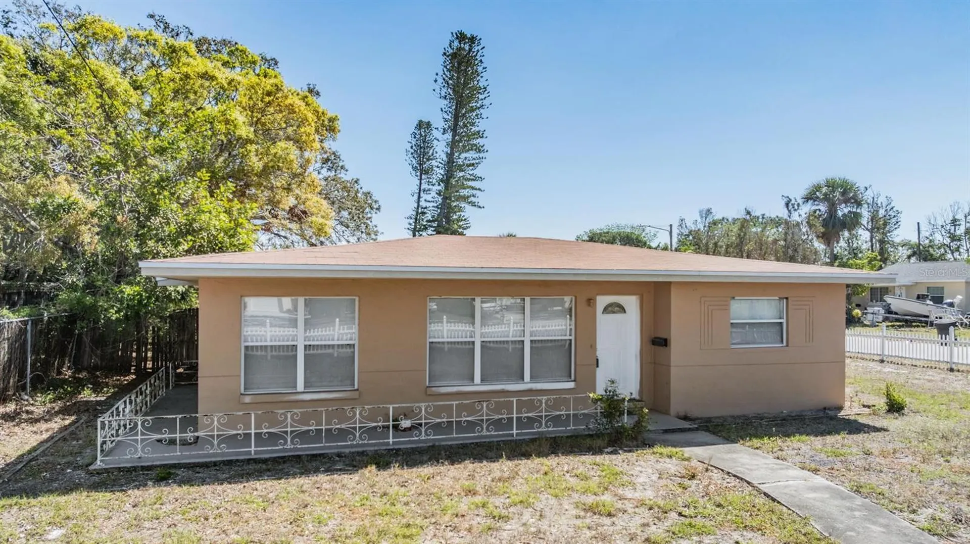 5130 Drive Martin Luther King Jr Street S St Petersburg FL 33705