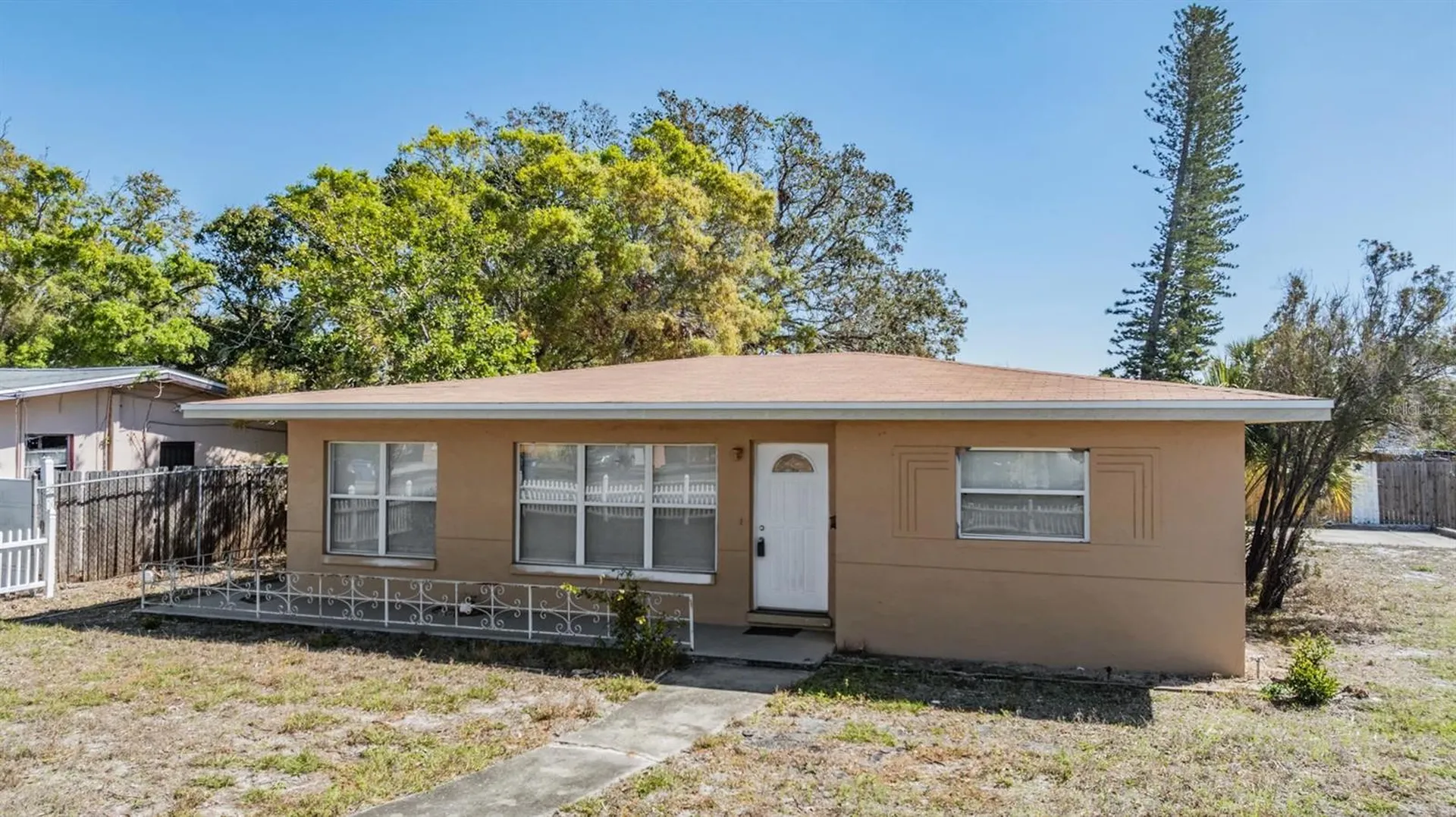 5130 Drive Martin Luther King Jr Street S St Petersburg FL 33705