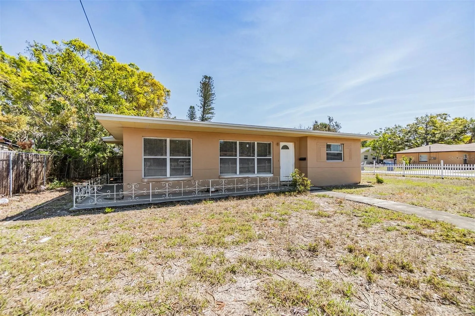 5130 Drive Martin Luther King Jr Street S St Petersburg FL 33705
