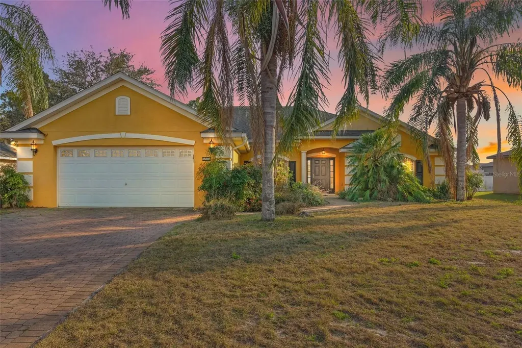35808 Rose Moss Avenue Leesburg FL 34788