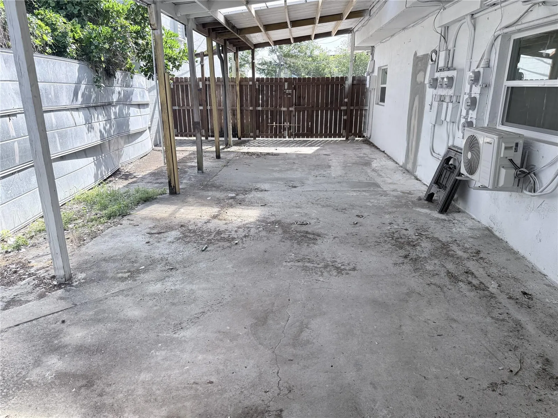 2400 25th Street N St Petersburg FL 33713