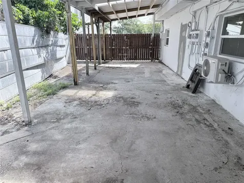 2400 25th Street N St Petersburg FL 33713