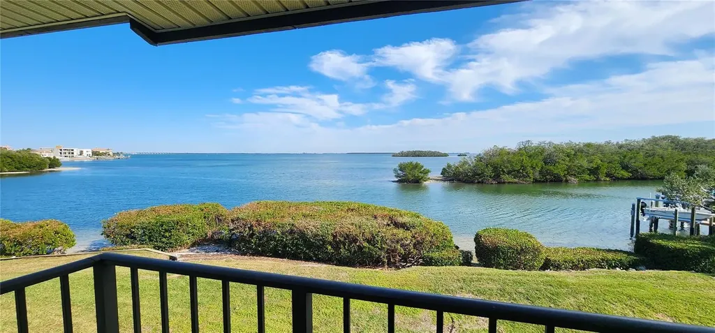 1515 Pinellas Bayway S Tierra Verde FL 33715