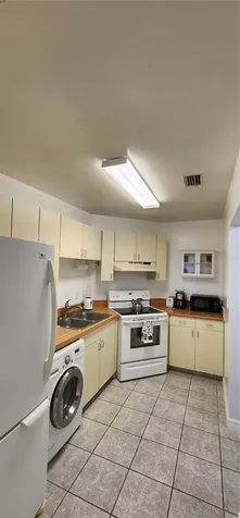 1515 Pinellas Bayway S Tierra Verde FL 33715