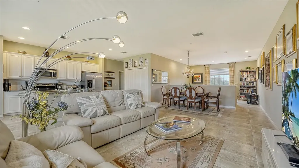 8115 Miramar Way Lakewood Ranch FL 34202