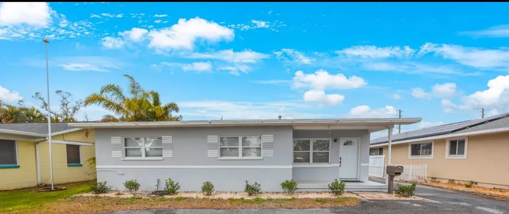 4551 14th Avenue N St Petersburg FL 33713