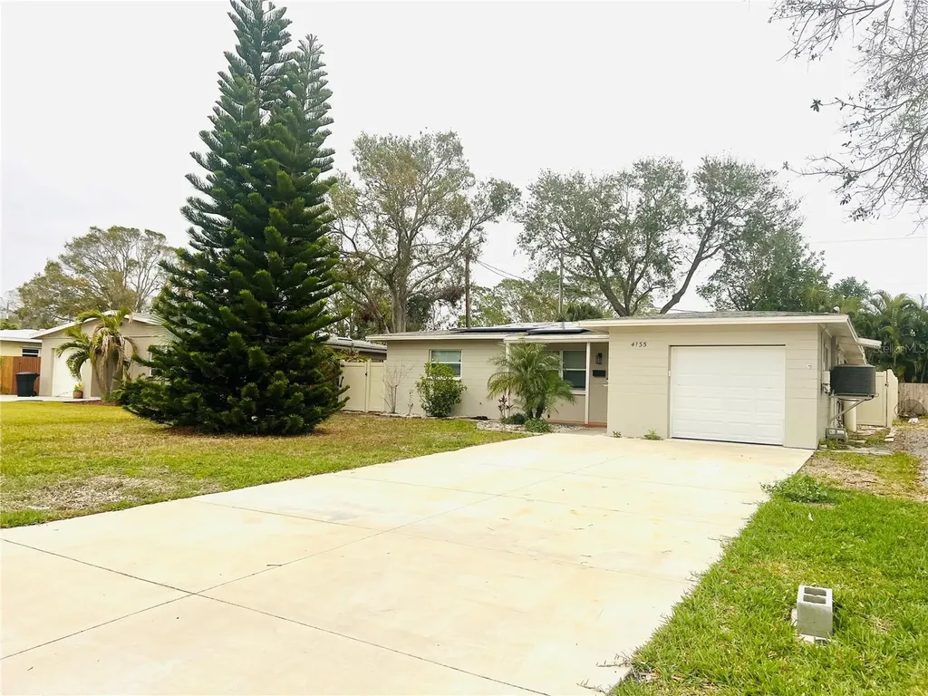 4135 Helena Street NE St Petersburg FL 33703