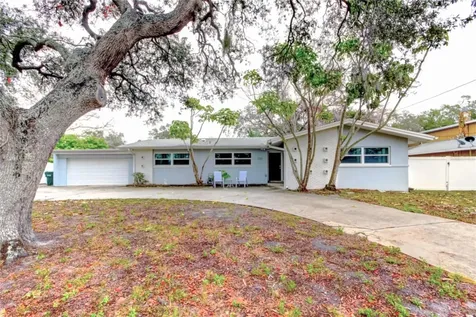 1220 10th Street SW Largo FL 33770