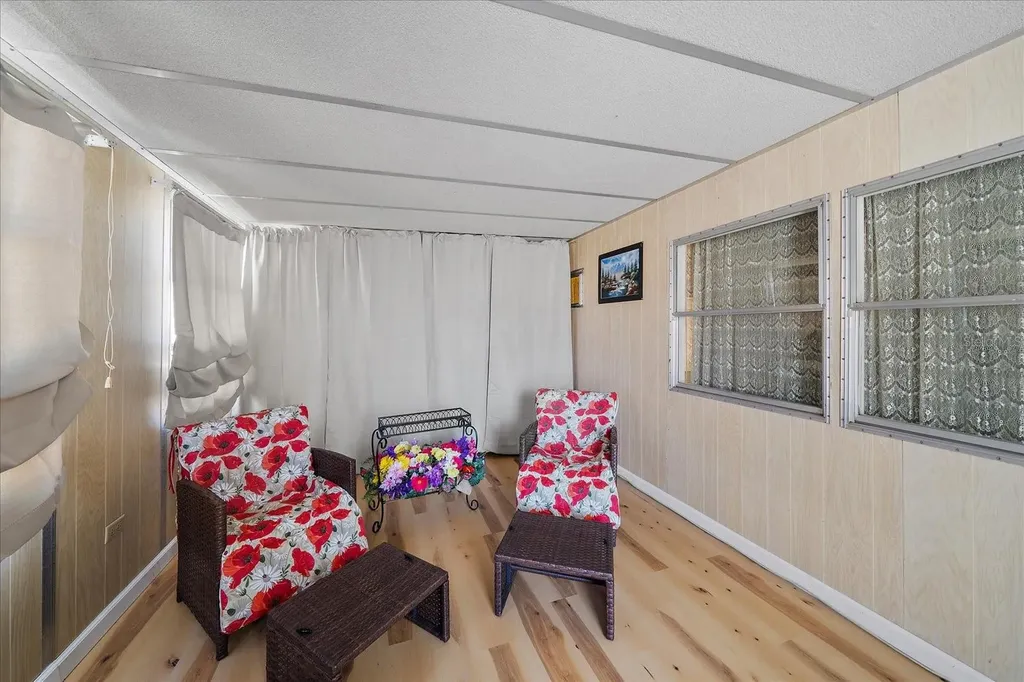 2103 18th Street W Bradenton FL 34205