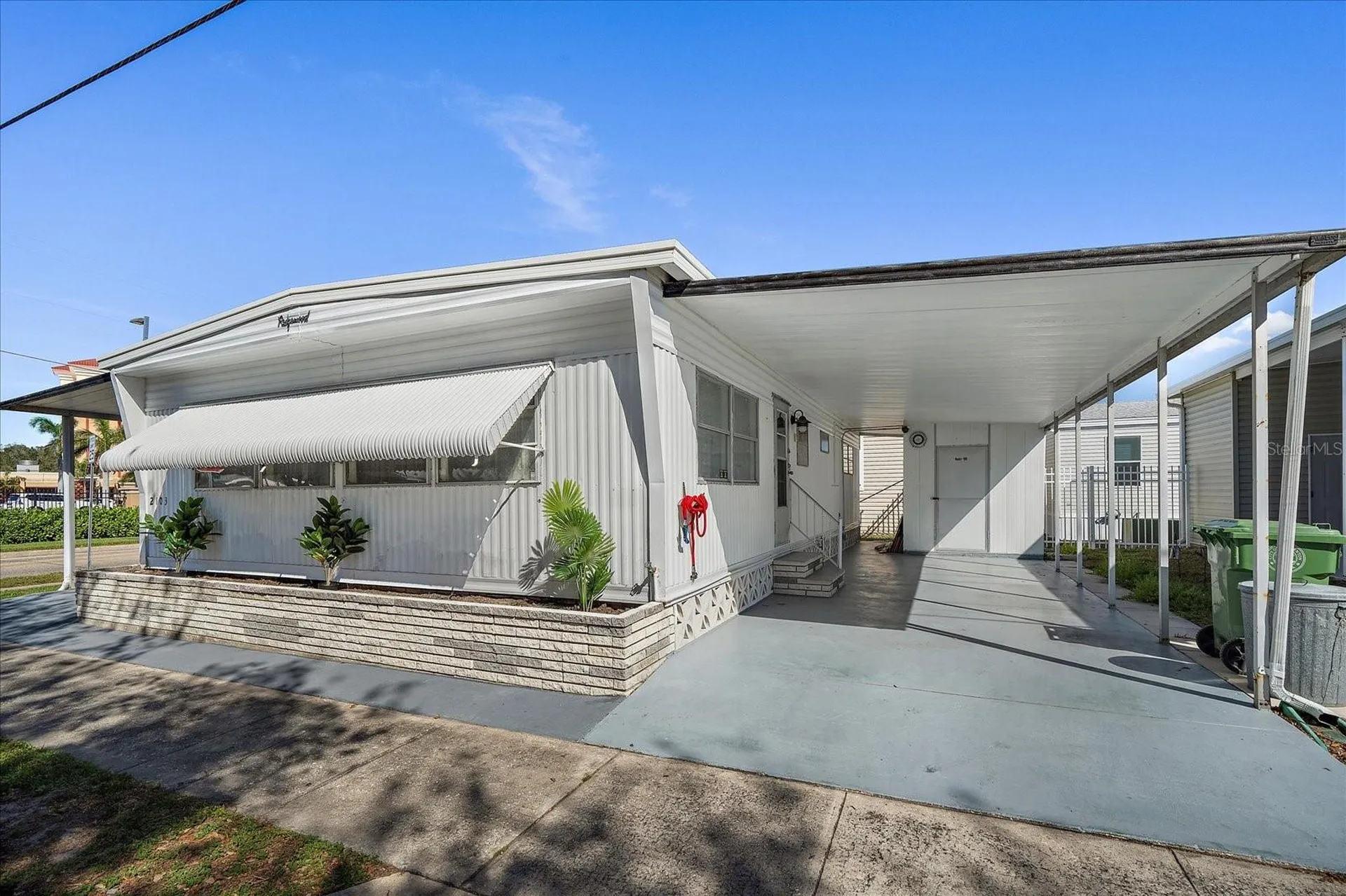 2103 18th Street W Bradenton FL 34205