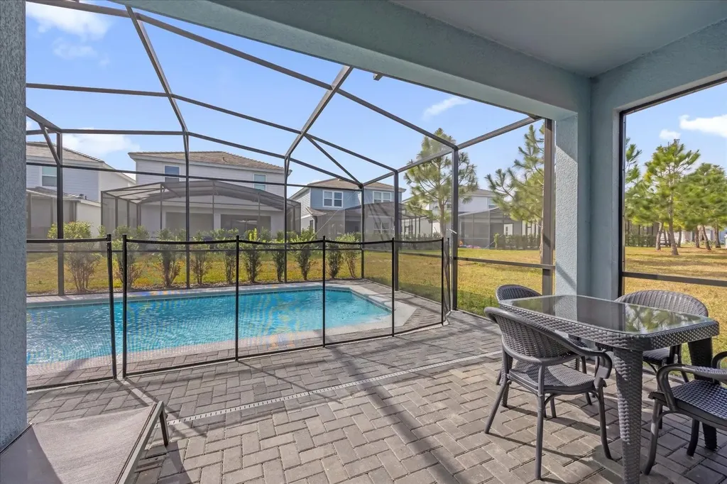 7260 Oakmoss Loop Davenport FL 33837